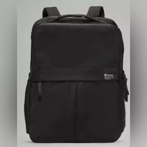 Lululemon Everyday Backpack 2.0 23L - Black - NWT!